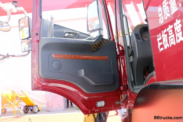 Changzheng Auto Tatra 350 hp 6X6(10 wheels) Off-Road Chassis Cab (1) | 86Trucks