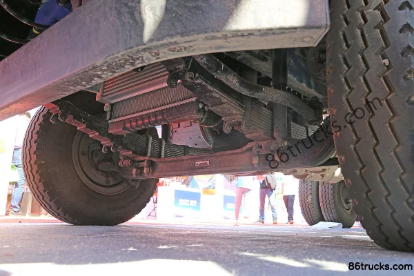 Foton Ruivo ES3, 130 ch, 4X2(6 roues) , camion benne de 3,8 m Châssis (2) | 86Trucks