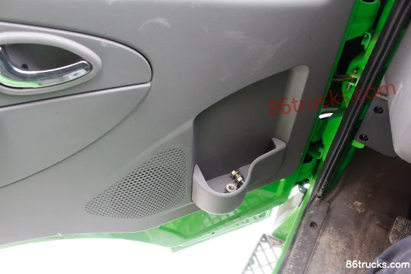 Dongfeng FuruiKa F7 95hp 4X2(6 wheels) 4.2m Dump Truck for Muck (Yunnei) Cab (2) | 86Trucks