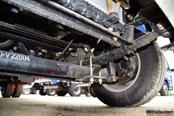 Kama K23 1.5L 110hp 4X2(6 wheels) 3.3m single-row stake truck mini truck Chassis (3) | 86Trucks