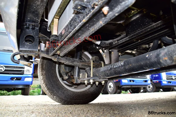 Kama K23 1.5L 110hp 4X2(6 wheels) 3.3m single-row stake truck mini truck Chassis (2) | 86Trucks