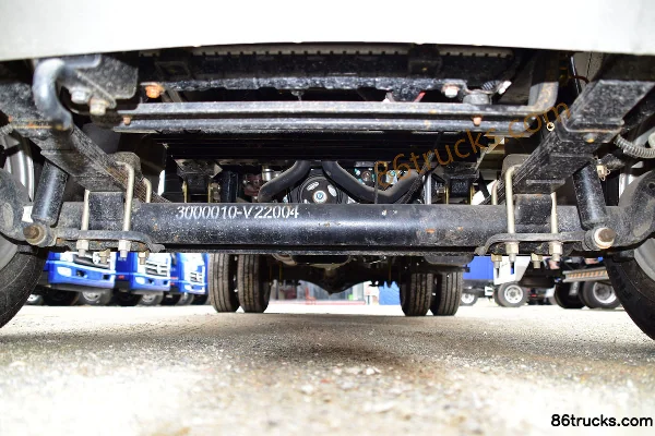 Kama K23 1.5L 110hp 4X2(6 wheels) 3.3m single-row stake truck mini truck Chassis (1) | 86Trucks