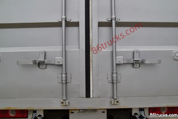 Kama K23 1.5L 110hp 4X2(6 wheels) 3.3m single-row stake truck mini truck Body (2) | 86Trucks