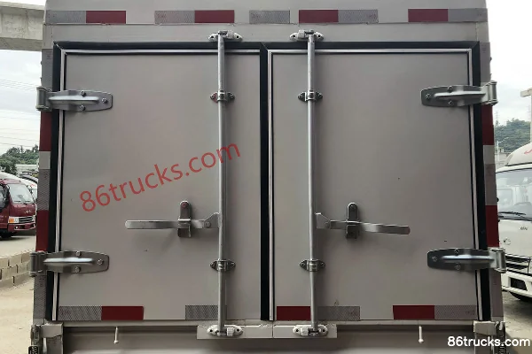 JAC K5 X5 Comfort Edition 68 hp 4X2(6 wheels) 3.5m single-row stake truck Body (3) | 86Trucks