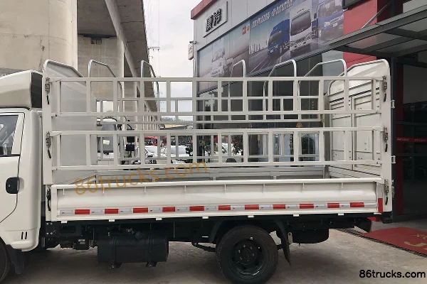 JAC K5 X5 Comfort Edition 68 hp 4X2(6 wheels) 3.5m single-row stake truck Body (1) | 86Trucks