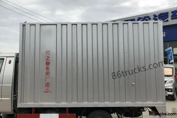 Foton Shidai Yuling VQ1 1,1 L 60 ch 4X2(6 roues) essence/CNG camion léger fourgon monoplace 3,03 m Carrosserie (1) | 86Trucks