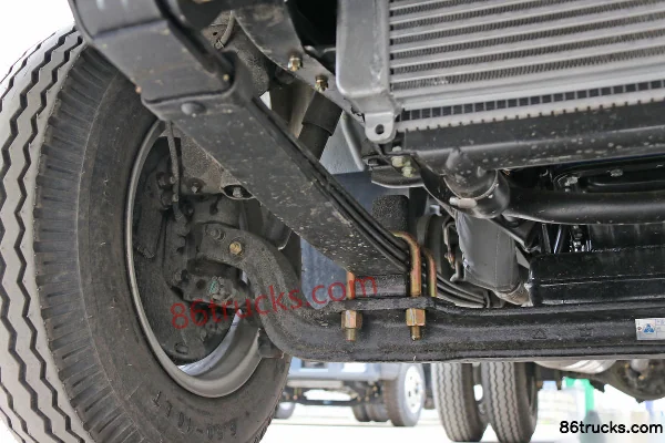 FAW Hongta FAW Jiefang Ba Ling 102 ch 4X2(6 roues) 3,4 m camion plateau double cabine Châssis (2) | 86Trucks