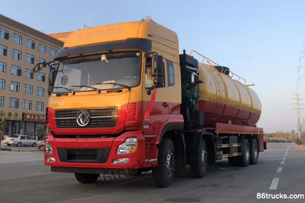 Dongfeng Commercial Vehicle Tianlong 315 hp 8X4(12 wheels) Cleaning and Suction Truck (Chengliwei Brand) Exterior