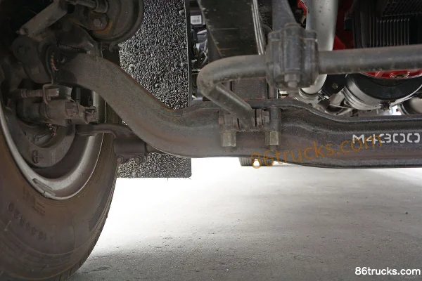 Foton Auman R-Series 185hp 4X2(6 wheels) 7.8m Van Cargo Truck Chassis (2) | 86Trucks