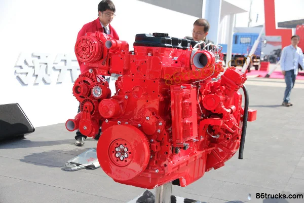 Dongfeng ISDe140 40 140 hp 4.5L China IV Diesel Engine Exterior (2) | 86Trucks