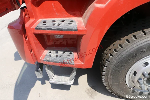 Foton Auman New ETX 6 Series Heavy Truck 300 hp 8X4(12 wheels) 7.2m Dump Truck Cab (2) | 86Trucks