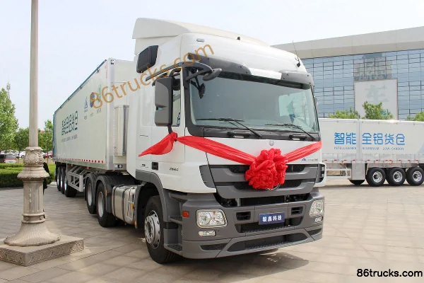 Mercedes-Benz Mercedes-Benz Actros Heavy Truck Tractor Trucks
