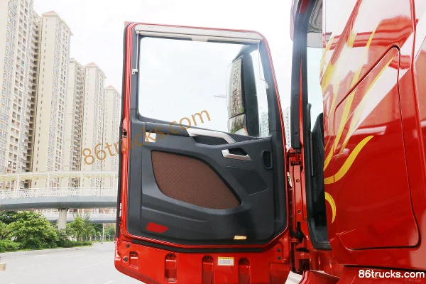 FAW Jiefang J7 Heavy Truck 550 hp 6X2R AMT Automatic Tractor Truck Cab (1) | 86Trucks