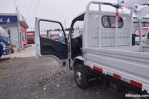 Yuejin Xiaofuxing S50 1,5 L 110 ch 4X2(6 roues) essence camion porteur à ridelles 3,36 m cabine simple (empattement 2650) (1) | 86Trucks