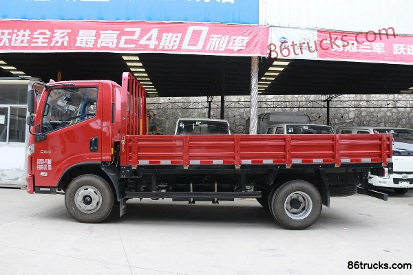 Yuejin Chaoyue C500-33 140 hp 4X2(6 wheels) 4.06 m single-row flatbed light truck (air brake) Exterior (3) | 86Trucks