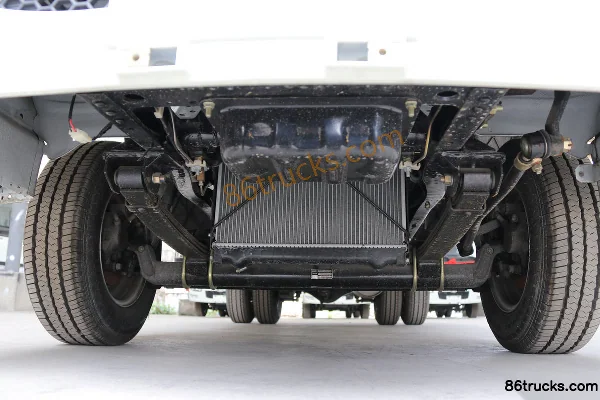 Yuejin Xiaofuxing S50Q 1.3L 87hp 4X2(6 wheels) Gasoline 2.93m One-and-a-half Row Flatbed Truck (Dual Rear Wheels) (Transmission: MR70) Chass