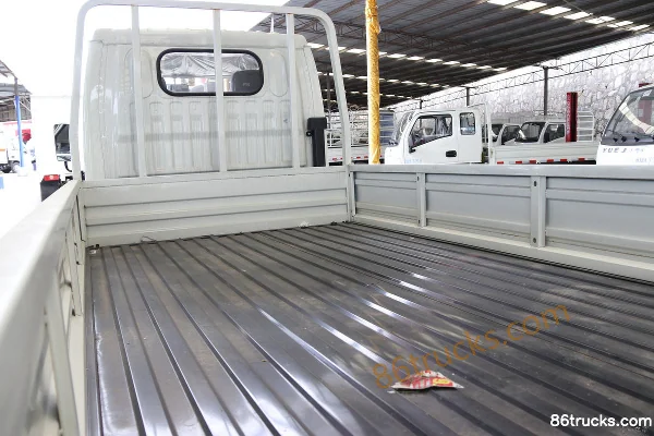 Yuejin Xiaofuxing S50Q 1.3L 87hp 4X2(6 wheels) Gasoline 2.93m One-and-a-half Row Flatbed Truck (Dual Rear Wheels) (Transmission: MR70) Body
