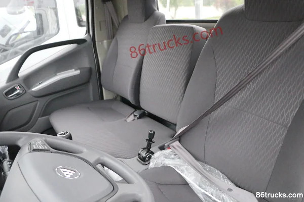 Foton Aoling Supu 120hp 4X2(6 wheels) 4.14m single-row box light truck (China VI) Cab (3) | 86Trucks