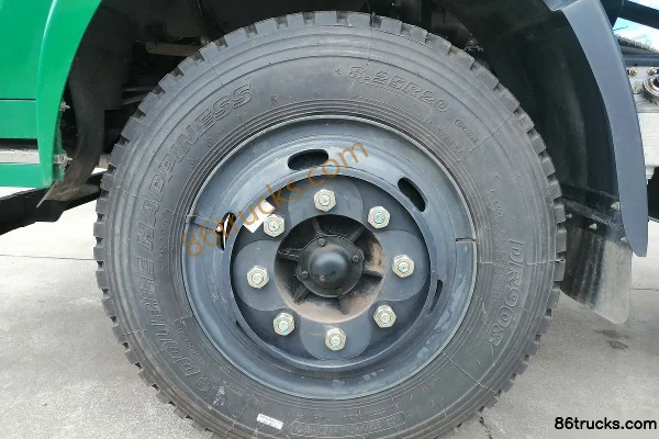 Dongfeng Lituo T10 129hp 4X2(6 wheels) 3.7m Dump Truck Chassis (3) | 86Trucks