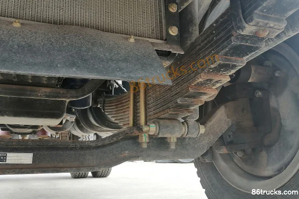 Dongfeng Lituo T10 129hp 4X2(6 wheels) 3.7m Dump Truck Chassis (2) | 86Trucks