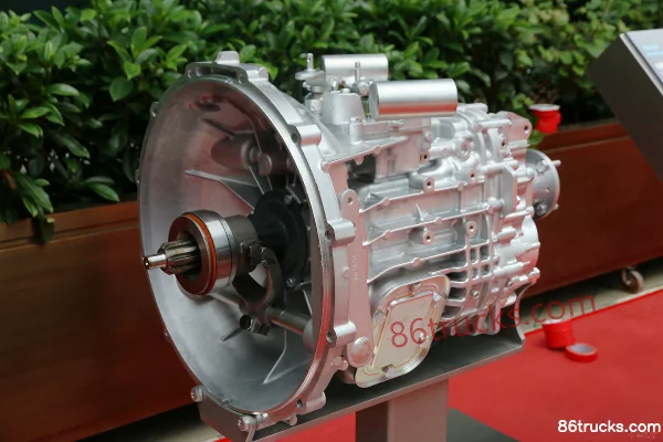ZF Ecolite 5S408 5-speed manual transmission Exterior (3) | 86Trucks