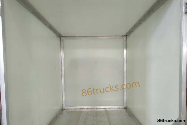 Yanlong Auto 2.5T 2.75m pure electric box micro truck 41.11kWh 4X2(6 wheels) Cab (1) | 86Trucks