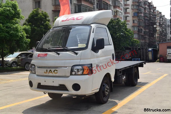 JAC Kaida X5 version prestige 1,5 L 110 ch 4X2(6 roues) mini camion porteur à ridelles 3,5 m cabine simple Extérieur (3) | 86Trucks
