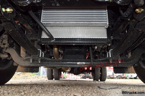 Foton Ollin CTS 170 hp 4X2(6 wheels) 3.83m semi-crew cab flatbed light truck Chassis (2) | 86Trucks