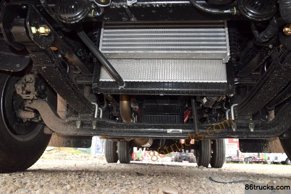 Foton Ollin CTS 170 hp 4X2(6 wheels) 3.83m semi-crew cab flatbed light truck Chassis (1) | 86Trucks