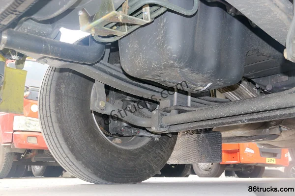 Sinotruk Sitrak C7H heavy truck 480 hp 6X4(10 wheels) tractor truck Chassis (2) | 86Trucks