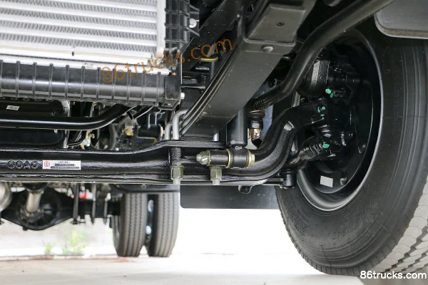 Foton Aoling Suyun 131 hp 4X2(6 wheels) 3.83m Single Row Flatbed Light Truck (WLY) Chassis (3) | 86Trucks