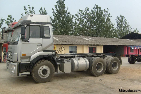 Jinggong Yuanzheng Heavy Truck 375 hp 6X4(10 wheels) Tractor Truck Exterior (3) | 86Trucks