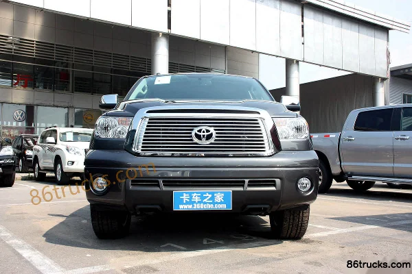 Toyota Tundra 5700 édition limitée 5.7L essence 4 roues motrices camionnette double cabine (2) | 86Trucks