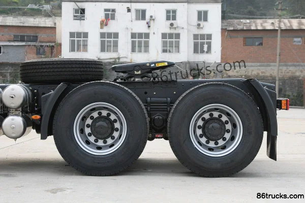 Dongfeng Commercial Vehicle Tianlong tracteur routier 420 ch 6X4(10 roues) (Black Diamond) Châssis (3) | 86Trucks