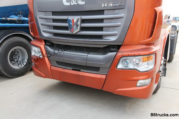 Union Truck U380 380 ch 6X4(10 roues) tracteur routier Extérieur (3) | 86Trucks