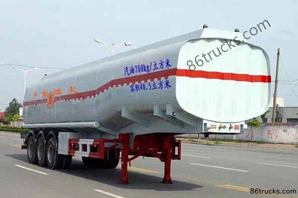 CIMC Huajun 48.5 m³ oil tank semi-trailer Exterior