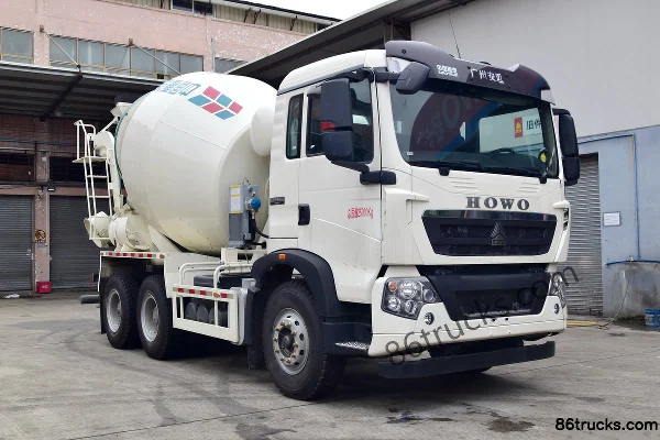 Sinotruk HOWO T5G 340 hp 6X4(10 wheels) 5.99m³ Concrete Mixer Truck Exterior