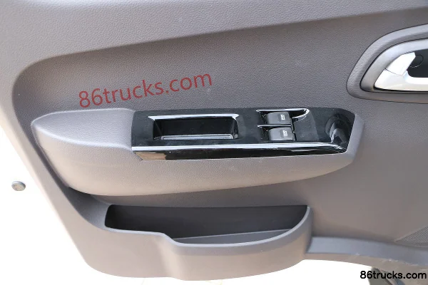 Foton Xiangling M1 1.5L 115 ch 4X2(6 roues) essence 2,55 m double rangée camion plateau micro (China VI) Cabine (3) | 86Trucks