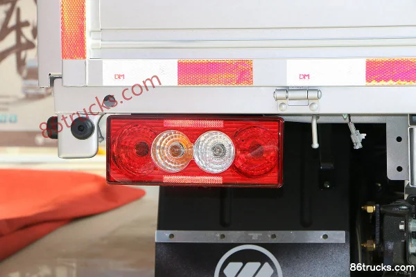 Foton Aoling Superspeed 131hp 4X2(6 wheels) 4.17m Single Row Flatbed Light Truck Body (2) | 86Trucks