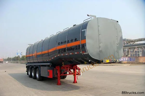 CIMC Huajun 49m³ chemical liquid tank semi-trailer Exterior