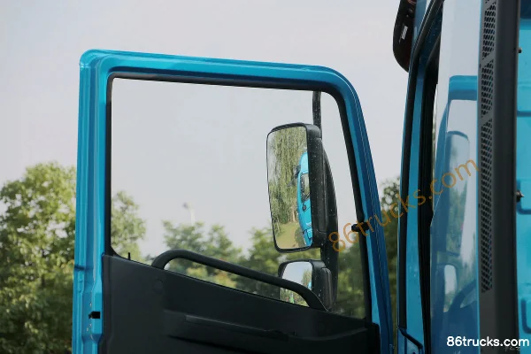 XCMG Hanfeng G5 Standard Load 430hp 6X4(10 wheels) LNG Tractor Truck (China VI) Cab (2) | 86Trucks