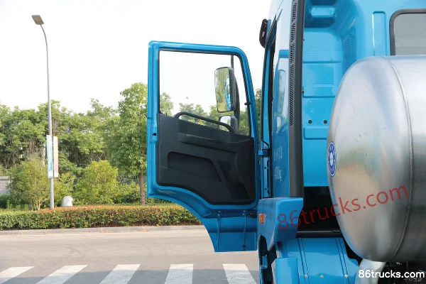 XCMG Hanfeng G5 Standard Load 430hp 6X4(10 wheels) LNG Tractor Truck (China VI) Cab (1) | 86Trucks