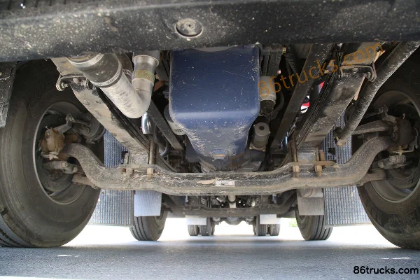 XCMG Hanfeng G7 400 ch 8X4(12 roues) 9,5 m camion porteur pour bétail Châssis (2) | 86Trucks