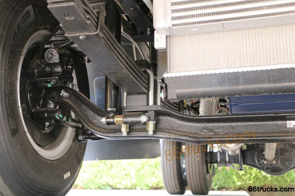 Foton Shidai Linghang 131 ch 4X2(6 roues) camion plateau cabine simple 4,18 m Châssis (2) | 86Trucks