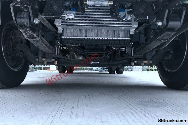 Foton Times M2 110 hp 4X2(6 wheels) 3.22m double-row flatbed light truck Chassis (1) | 86Trucks