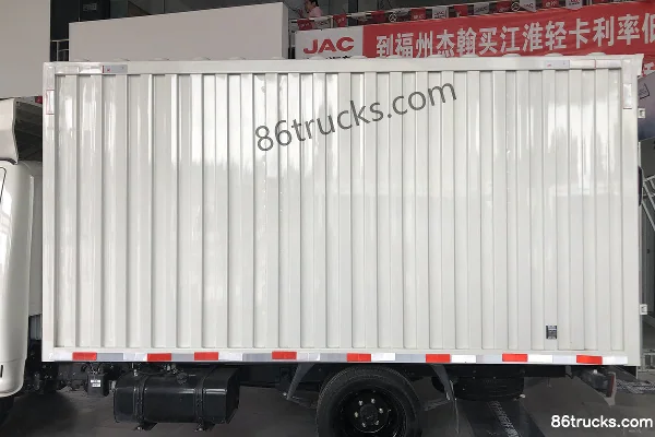 JAC Kangling X5 Confort 87 ch 4X2(6 roues) essence 1,3 L 87 ch 3,1 m micro camion fourgon cabine simple Carrosserie (2) | 86Trucks