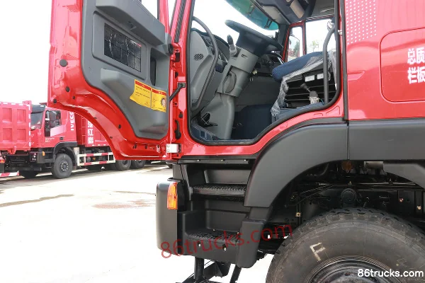 SAIC Hongyan Genlyon C100 Heavy Truck 350 hp 8X4(12 wheels) 8.6m Dump Truck Cab (2) | 86Trucks