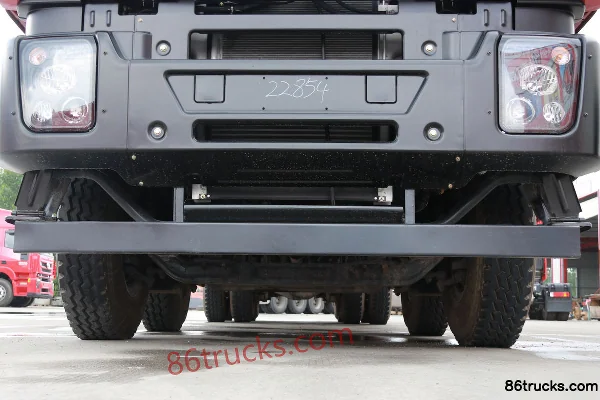 SAIC Hongyan Genlyon C100 Heavy Truck 350 hp 8X4(12 wheels) 8.6m Dump Truck Chassis (1) | 86Trucks