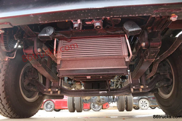 Foton Times Leading 6 156hp 4X2(6 wheels) 4.2m Single-row Flatbed Light Truck Chassis (1) | 86Trucks