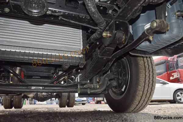 Foton Aumark S1 Series Smart Edition 131 hp 4X2(6 wheels) 4.17m Single Row Flatbed Light Truck (WLY 5-Speed) Chassis (3) | 86Trucks